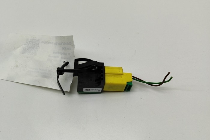 Senzor de impact st&acirc;nga spate VW PASSAT Variant B7 365 2012 OEM: 5N0959351B 30659208