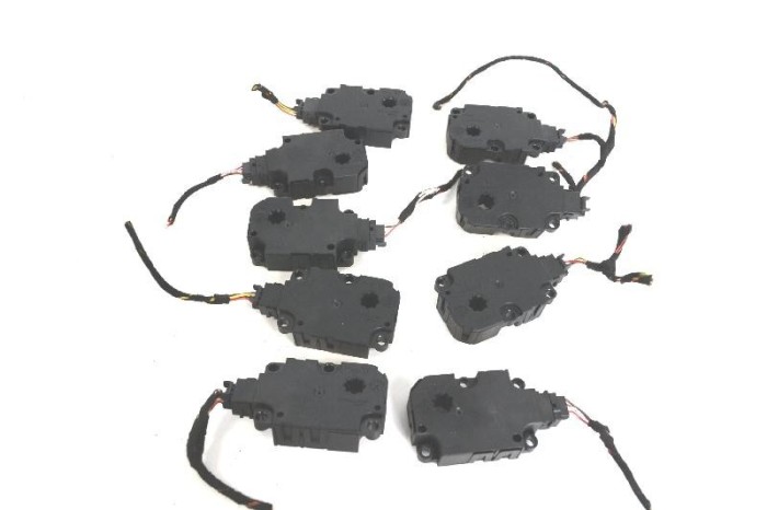 Motoras clapetă aeroterma AUDI Q7 4M 2015 OEM: ZBAT0063D10 2382862