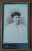 Fotografie tip CDV, tanara la 20 de ani, 1905