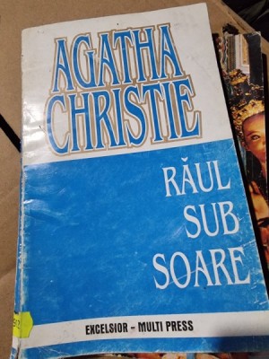 Agatha Christie - Raul sub soare foto