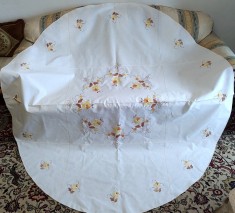 Fata de masa Vintage din bumbac cu broderie manuala tip Quilt