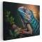 Tablou canvas iguana pe ramura in nuante verde, portocaliu, albastru 1045 Tablou canvas pe panza CU RAMA 70x100 cm
