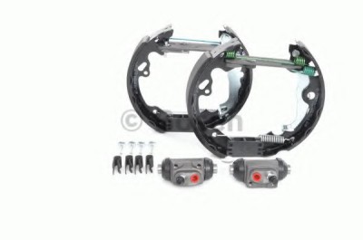Set saboti frana FORD FOCUS (DAW, DBW) (1998 - 2007) BOSCH 0 204 114 643 foto