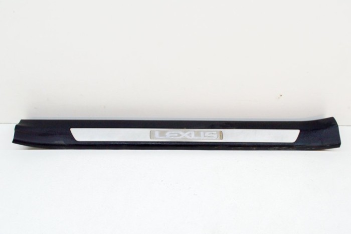 Ornament prag dreapta față LEXUS NX _Z1_ 2015 OEM: 67910-780 13503259