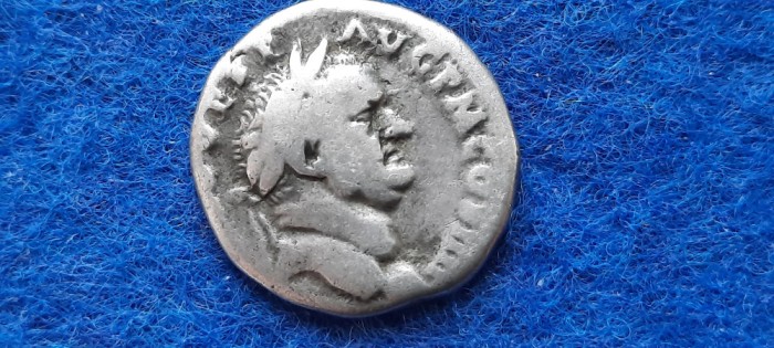 DENAR VESPASIANUS DIVUS argint