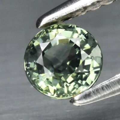 ~SAFIR NATURAL verde NETRATAT 4,43 mm. 0,50 ct. - Certificat de Autenticitate ! foto