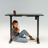 Birou reglabil electric LiftUp, inaltime reglabila, controler sus/jos, 1 motor, cadru negru, blat negru 120x60 cm, nou