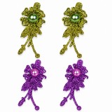 Cumpara ieftin Set 4 agrafe de par verzi si mov 5 x 2 cm, model floral metalizat, 2 verzi + 2 mov, prindere rezistenta si confortabila