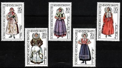 C5384 - Germania Democrata 1977 - Costume 5v.neuzat,perfecta stare foto