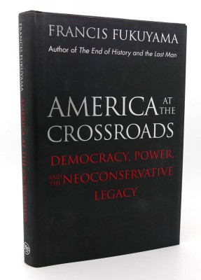 America at the Crossroads / Francis Fukuyama foto