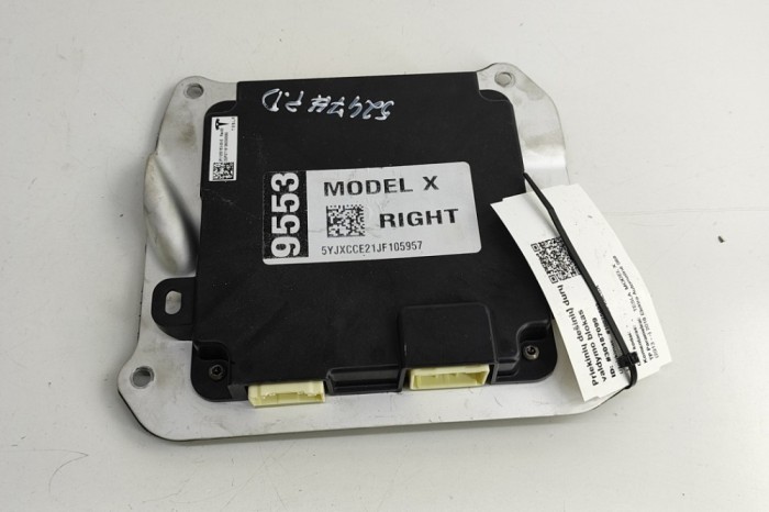 Modul de control ușă dreapta față TESLA MODEL X 2018 OEM: 1050183-00-E 30187099