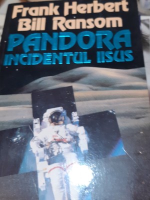 PANDORA INCIDENTUL IISUS FRANK HERBERT SF foto