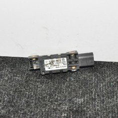 Senzor de impact st&acirc;nga față AUDI A6 4F2, C6 2008 OEM: 7L0909606B