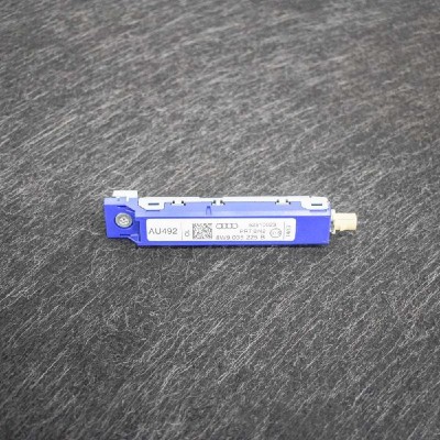 Amplificator de antena AUDI A4 Avant 8W5, B9 2017 OEM: 8W9035225B | 3476201 foto