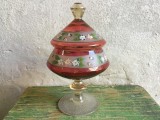 Vintage / Design - Bomboniera cu picior din sticla de Bohemia mijlocul sec XX realizata manual cu decoratiuni florale emailate !