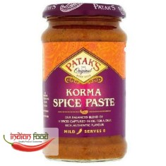 PATAK Korma Spice Paste Mild Pasta Indiana Condimenta pentru Korma Mediu 290g