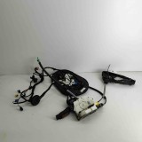 &Icirc;ncuietoare ușă dreapta față AUDI Q8 4MN 2018 OEM: 4K1837016K,4N0837060,4M8837004 25162838