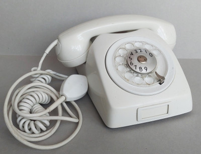 Telefon Ericsson cu disc din anii 60 pentru institutii, functional cu priza foto