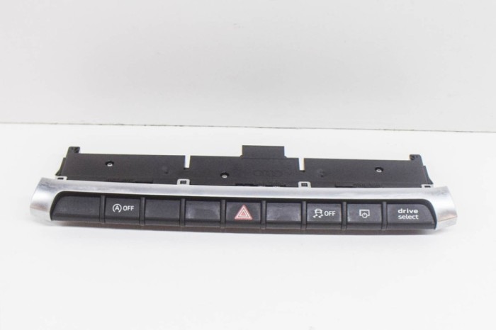Panou de butoane AUDI A3 Limousine 8VS, 8VM 2018 OEM: 10136815,8V0925301NQ | 11758248