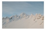 Tablou Canvas, "V&acirc;rfurile &icirc;nzăpezite sub cer senin", Munți, Alb, Zăpadă, Cer, Creste, Liniște, Natural, Rece, 39 x 26 cm, CMCLASS