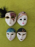 Set de 4 masti venetiene decorative din ceramica