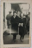 Fotografie , 2 femei, Studio Buzesti , fotograf Vasile Daraba, 1943