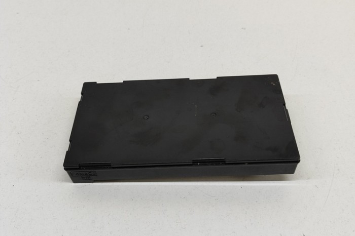 Stație de &icirc;ncărcare wireless FORD KUGA III DFK 2023 OEM: NX7T-19J235-AD,10R-063560 26585448