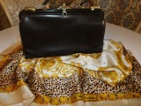 Poseta vintage piele naturala extra, esarfa Renato BALESTRA cadou