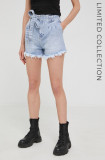 Cumpara ieftin Answear Lab X limited festival collection BE BRAVE pantaloni scurti jeans femei, , high waist