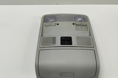 Iluminare interioară VW PASSAT Variant B7 365 2012 OEM: 3C0867489,3C0867489C 30658610 foto