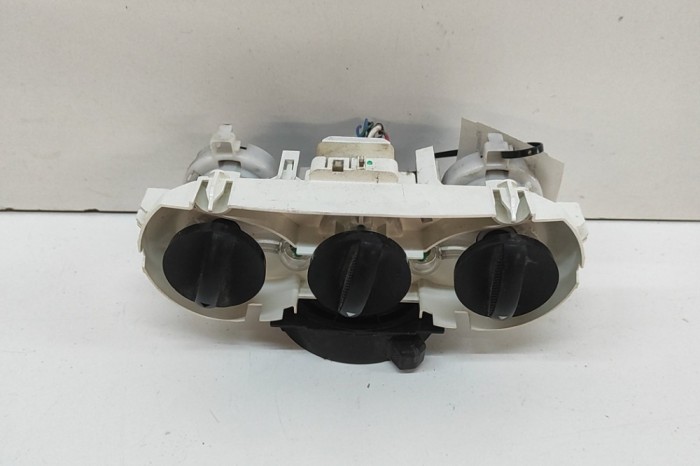 Modul de climatizare TOYOTA HILUX VII Pick-up _N1_, _N2_, _N3_ 2008 OEM: 55900-0K010 | 31659719