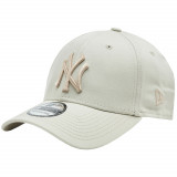 Cumpara ieftin Capace de baseball New Era 39THIRTY Essential New York Yankees MLB Cap 60298744 bej, M/L, S/M