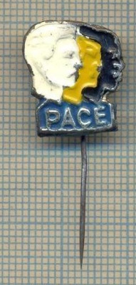 Y 836 INSIGNA -,,PACE&amp;quot; -SIMBOL TREI RASE UMANE - PENTRU COLECTIONARI foto