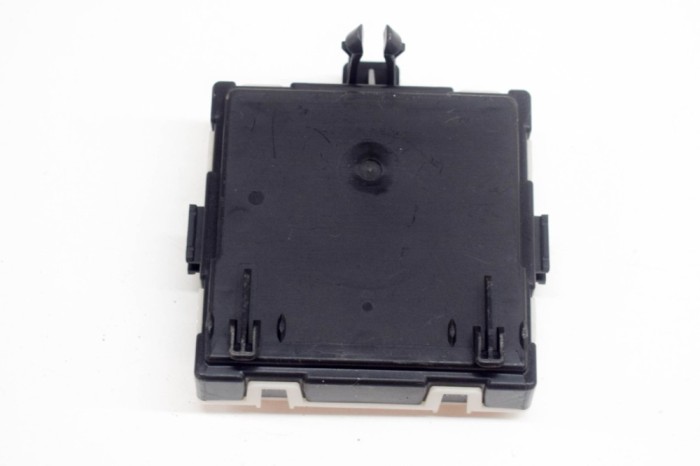 Modul de control ușă st&acirc;nga spate MERCEDES-BENZ A W177 2019 OEM: A1779001704,A1779029806,A1779013902 15204853