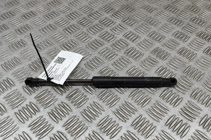 Amortizor capota dreapta față BMW 6 E63 2007 OEM: 7070670 28362421