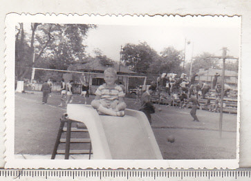 bnk foto Campina - Loc de joaca - parc - anii 60
