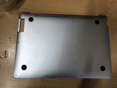 Bottomcase Apple macbook pro A1304, A157 foto