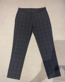 Pantaloni Zara Marime L conditie excelenta