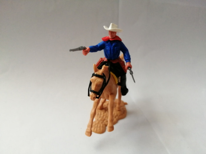 bnk jc Figurina de plastic - cowboy calare - Timpo