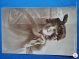 distinsa doamna in tinuta , fotografie de epoca , anii 1900 ,REGALITATE ROMANIA , tip carte postala circulata , cu corespondenta si timbre