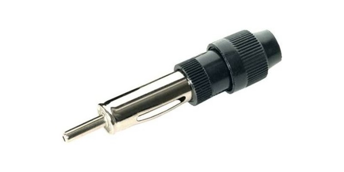 Mufa antena auto DIN tata