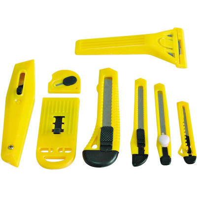 SET CUTTERE PLASTIC DIVERSE - 8P. foto