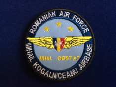 Efecte militare - Romania - Emblema militara - Emblema textila militara foto
