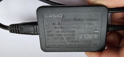 ALIMENTATOR CASIO AD C 52 G / 5,3 V - 650 mA la 240 v -110 v foto