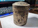 Cutie vintage metalica