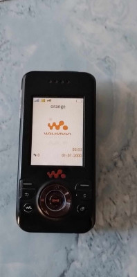 Vand Sony Ericcson Walkman w580, impecabil -ca NOU !!! foto