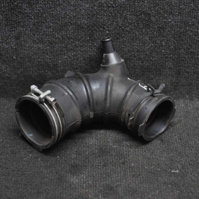Furtun de admisie aer TOYOTA RAV 4 II _A2_ 2003 OEM: 17881-28040 1521120 foto