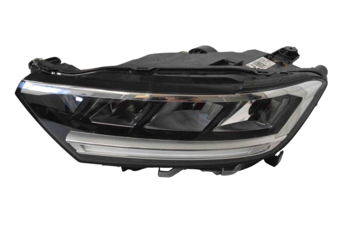 Far st&acirc;nga față VW T-ROC A11 2022 OEM: Off-road | 21480845