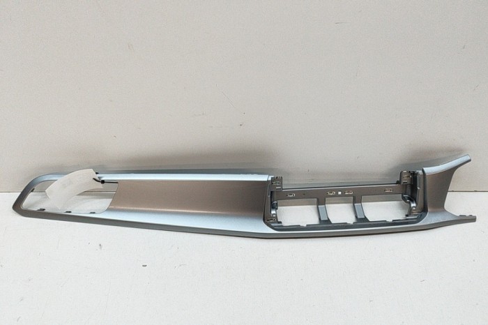 VW T-ROC A11 2023 OEM: 2GB858035A SKU: 27918698