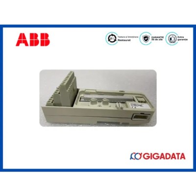 ABB U810 Compact Module Termination Unit, MTU 3BSE008524R1 foto